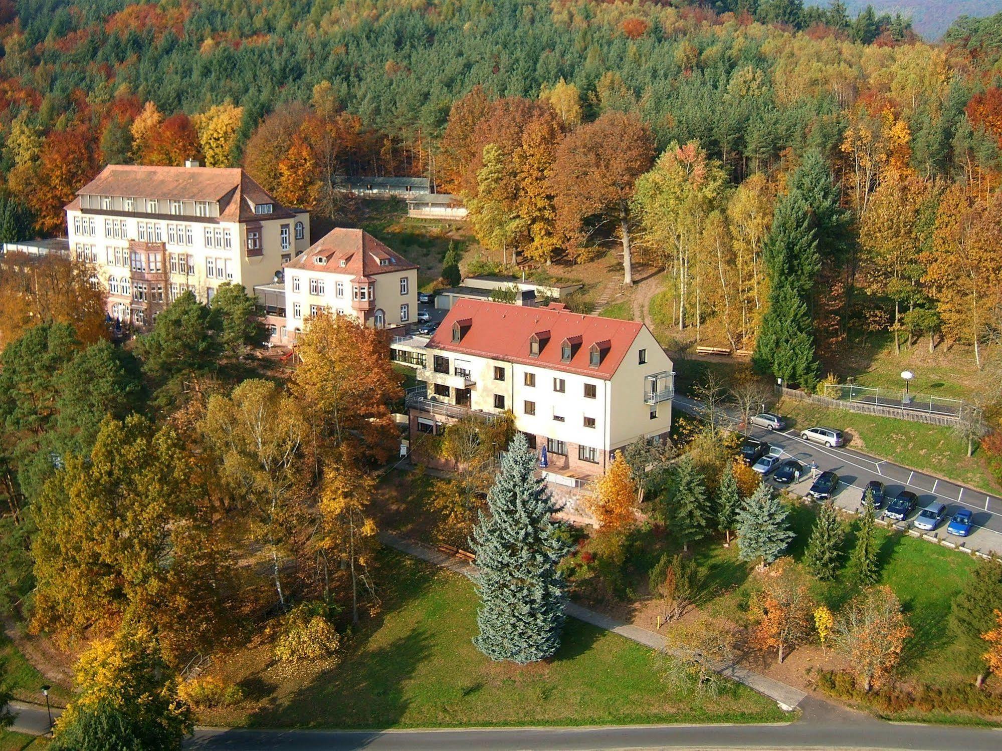 Roomingtons Hotel Franziskushoehe Lohr Экстерьер фото